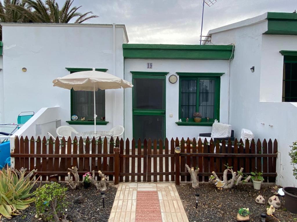 Casa Sandra Cocosol Costa De Antigua Exterior photo